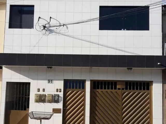 Imagem: A casa em condomínio possui 2 Dormitórios, 1 Banheiro,