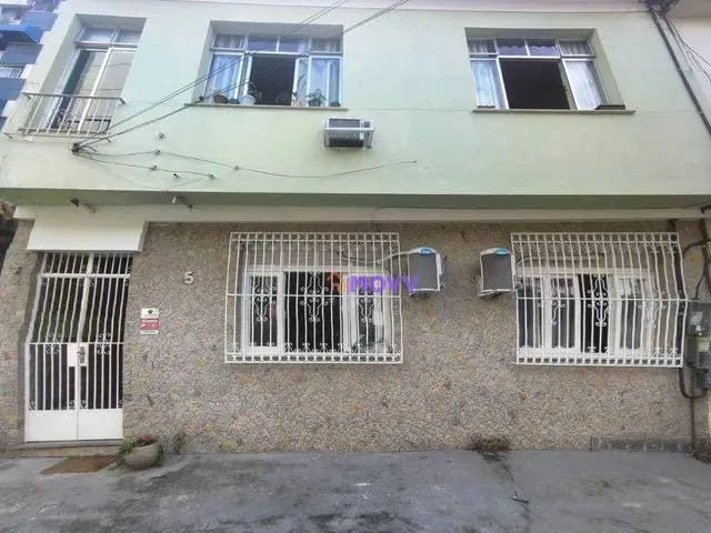 Imagem: Casa com 4 Dormitórios À Venda, 279 M²