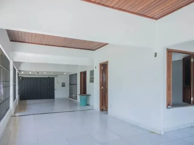 Imagem 14: Casa, 500M², 2/4, 2Vgs, em Frente a Pça Frei Daniel