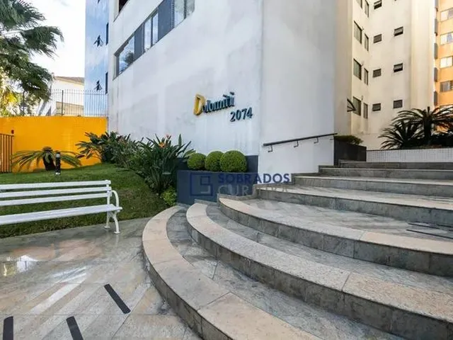 Imagem 3: Apartamento com 3 Dormitórios À Venda por R$ 450.000,00 - Água Verde - Curitiba/Pr