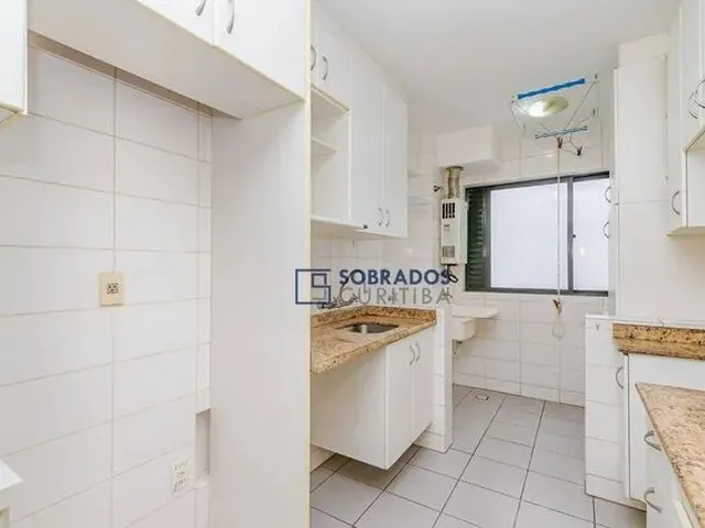Imagem 15: Apartamento com 3 Dormitórios À Venda por R$ 450.000,00 - Água Verde - Curitiba/Pr
