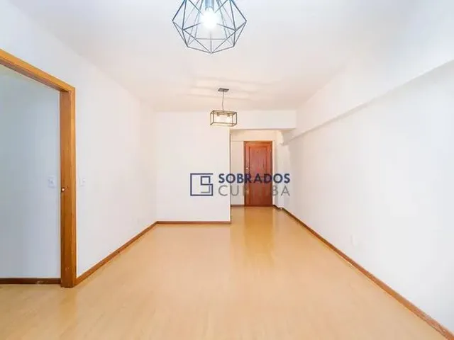 Imagem 13: Apartamento com 3 Dormitórios À Venda por R$ 450.000,00 - Água Verde - Curitiba/Pr