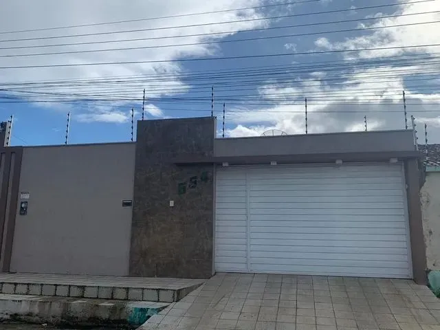 Imagem 1: Casa Linda com Localização Privilegiada