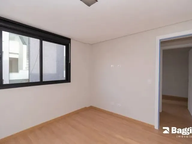 Imagem 8: Casa de 3 Quartos para Alugar no Bairro Campo Comprido