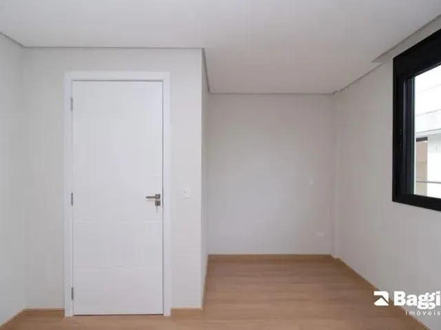 Imagem 6: Casa de 3 Quartos para Alugar no Bairro Campo Comprido