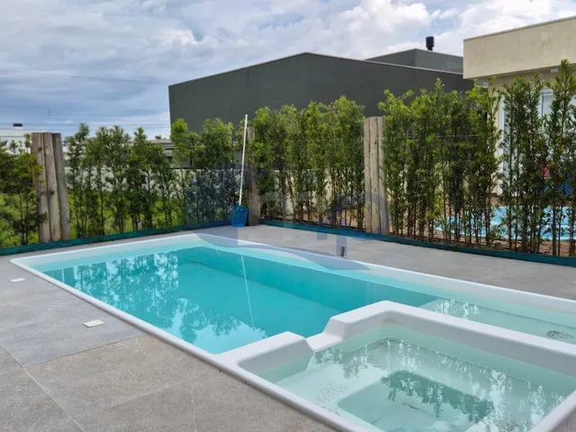 Imagem: Casa á venda com 3 dormitórios no Condomínio