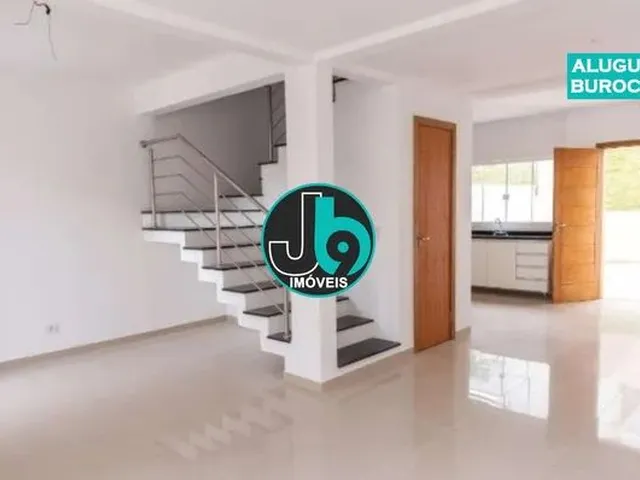 Imagem: Locação Sobrado Triplex no Pilarzinho