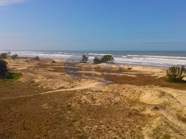 Imagem: Terreno á venda na Praia Real em Torres/RS