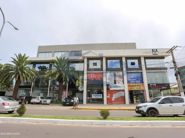 Imagem 2: Sala comercial á venda com 79m² no centro de Torres/RS