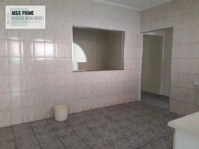 Imagem: O apartamento possui 1 Dormitório, 1 Banheiro, 65m² de