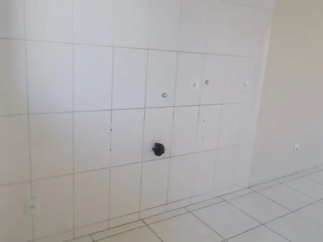 Imagem 5: Casa em Condomínio para Venda em Ponta Grossa, Shangrilá, 2 dormitórios, 1 banheiro, 2