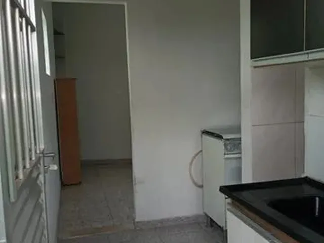 Imagem 1: Kitnet para Aluguel, 1 Quarto, Caiçaras - Belo Horizonte/Mg