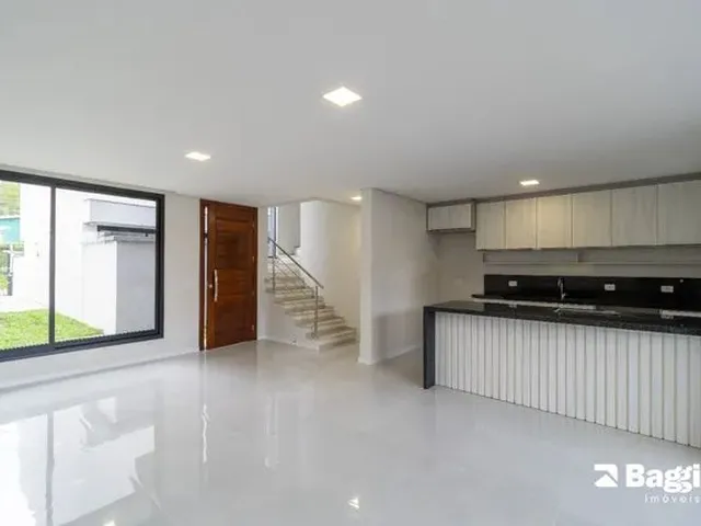Imagem 4: Casa de 3 Quartos para Alugar no Bairro Campo Comprido
