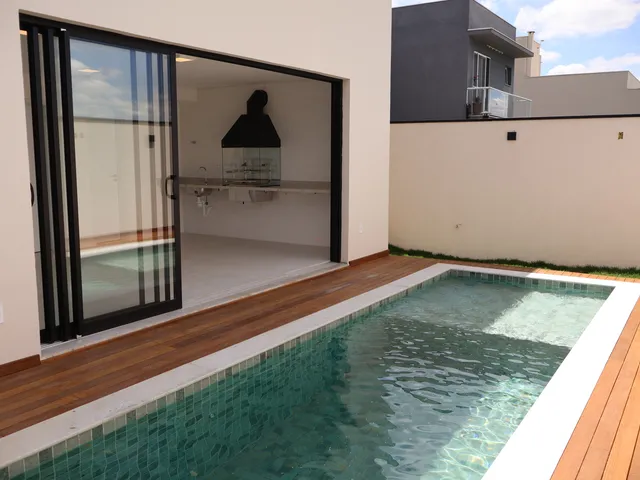 Imagem: A casa em condomínio possui 3 Dormitórios, 1 Suíte, 3