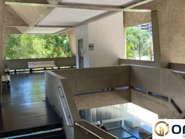 Imagem 3: Leilão de Apartamento de Luxo em Ipanema - 3 Quartos, 114m², Vaga de Garagem - Rio de
