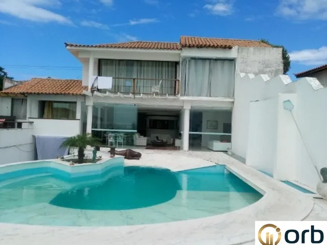 Imagem: Leilão de casa em condomínio de luxo em
