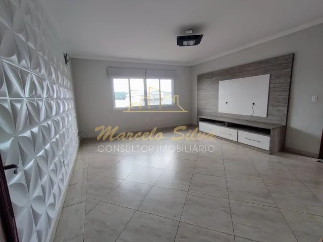 Imagem: A casa possui 3 Dormitórios, 1 Suíte, 3 Banheiros, 4