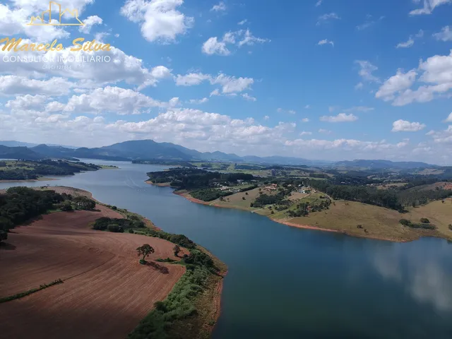 Imagem: Represa, Terreno Plano em Condomínio de