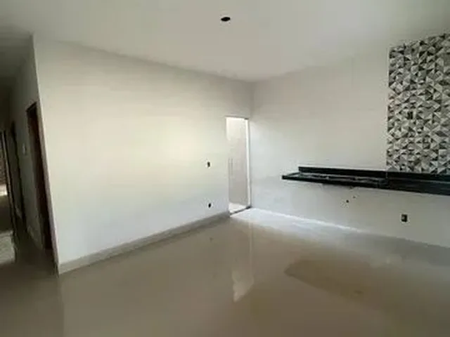 Imagem 2: Ótima Casa de 3 Quartos Sendo 1 Suíte com com Churrasqueira - Jd. Botânico