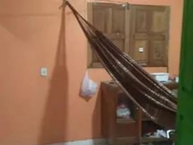 Imagem: A casa possui 2 Dormitórios, 2 Banheiros, 2 Vagas na