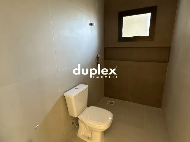 Imagem 9: CASA 3 DORMITÓRIOS SENDO 1 SUíTE, CHURRASQUEIRA, QUINTAL E 2 VAGAS NO REAL PARQUE