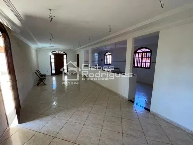Imagem 9: Casa Duplex com 5 Quartos Sendo 1 Suíte e Vista para o Mar no Bairro Setiba Guarapari-Es