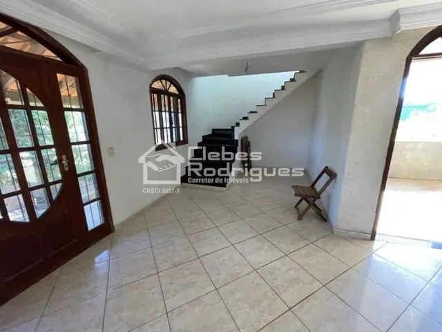 Imagem 5: Casa Duplex com 5 Quartos Sendo 1 Suíte e Vista para o Mar no Bairro Setiba Guarapari-Es