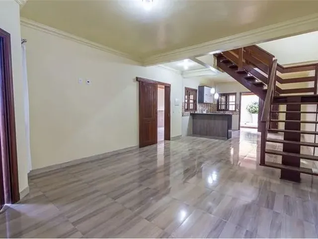Imagem 1: Casa com 2 Dormitorio(S) Localizado(A) no Bairro Rio Branco em Canoas / Ref.:or