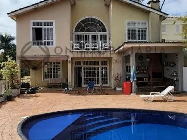 Imagem: Casa de alto padrão para locação em condomínio