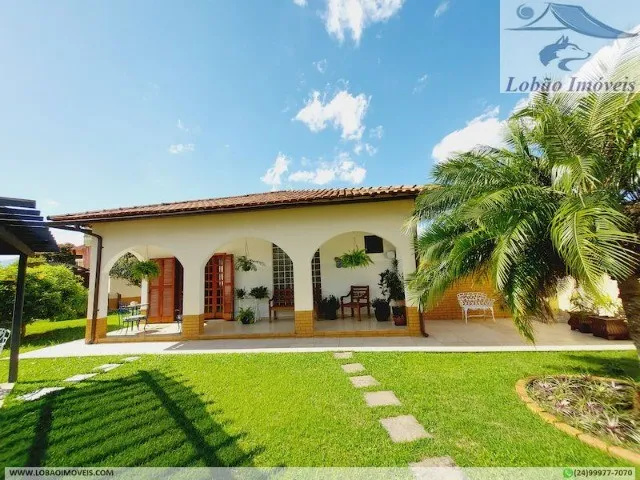 Imagem: Excelente Casa de Esquina no Bairro Elite