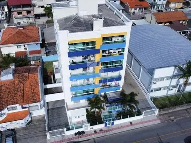 Imagem: Apartamento com 02 Dormitorios em Barreiros
