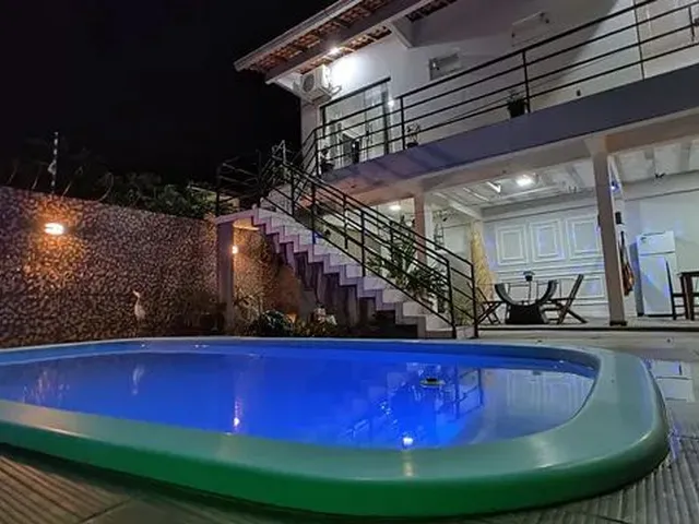 Imagem: Belíssima Casa no Centro da Cidade, com