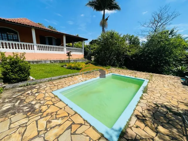 Imagem 4: Chácara para Venda em Ibiúna, com 2 Dormitórios, Edícula, Piscina, Pomar e Poço Semi Artesiano