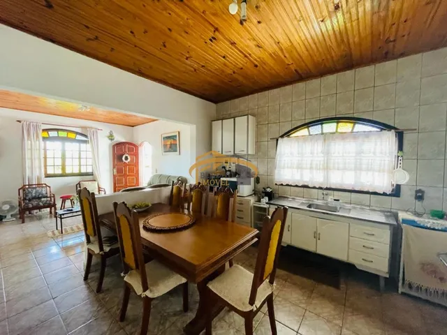 Imagem 2: Chácara para Venda em Ibiúna, com 2 Dormitórios, Edícula, Piscina, Pomar e Poço Semi Artesiano
