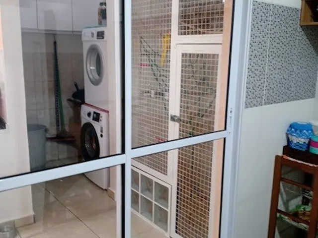 Imagem 8: Sobrado para Venda, Novo Osasco, 4 Dormitórios, Sendo 2 Suítes, Quintal com Churrasqueira e Canil, 2 Vagas de Garagem