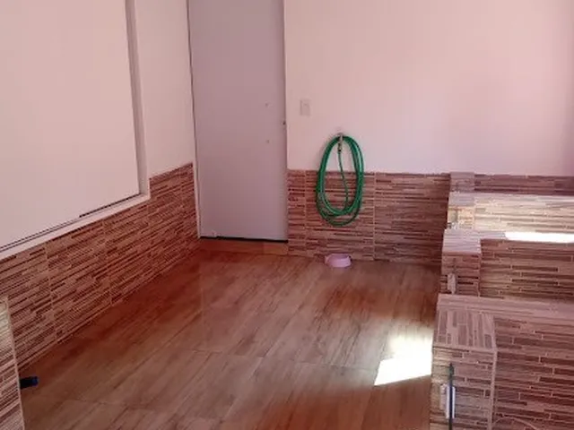 Imagem 12: Sobrado para Venda, Novo Osasco, 4 Dormitórios, Sendo 2 Suítes, Quintal com Churrasqueira e Canil, 2 Vagas de Garagem
