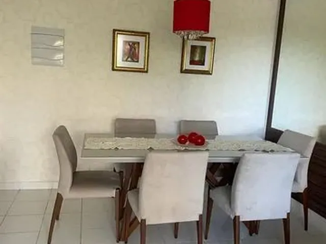 Imagem: O apartamento possui 2 Dormitórios, 1 Suíte, 2 Banheiros,