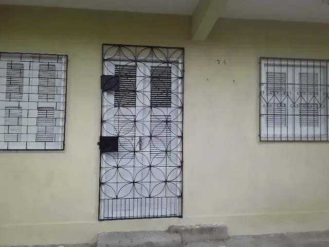 Imagem: Alugo Casa, Sala, Cozinha, Banheiro, 2 Quartos