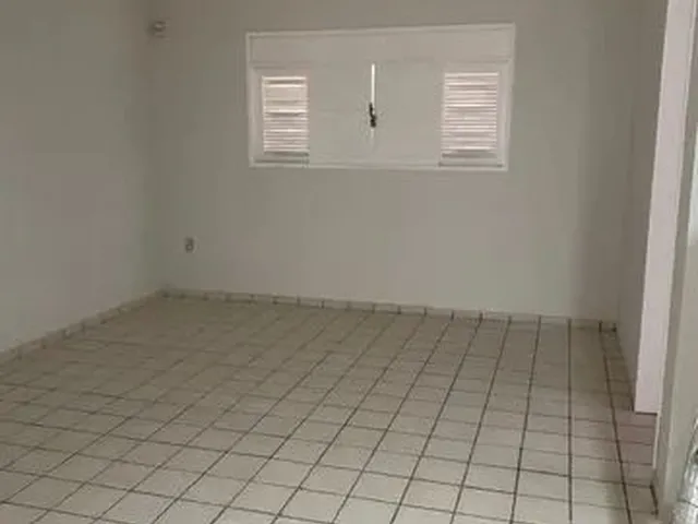 Imagem 3: Casa no Sanvale com 3 Qts Suíte e Piscina
