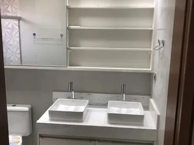 Imagem 6: Excelente Casa Térrea Localizada no Condomínio Florais do Valle com 3 Suítes