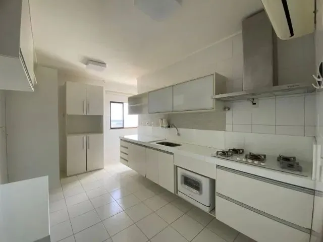 Imagem 5: Apartamento para Venda Ou Aluguel com 3 Quartos Sendo 1 Suíte no Edifício Cidade Do