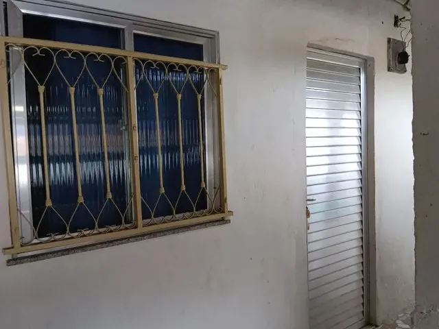 Imagem: Quarto Parcialmente Mobiliado para Alugar