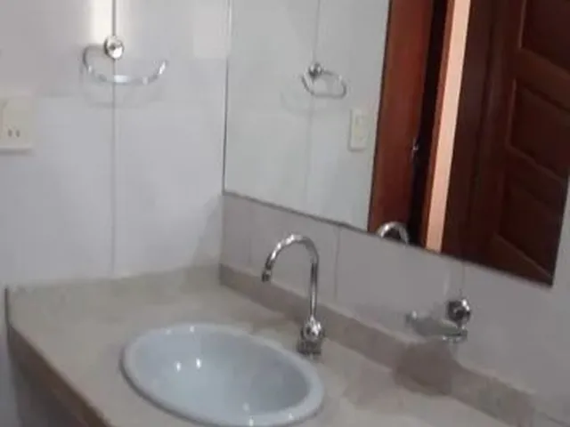 Imagem: Alugo Casa para Fins Empresariais em Campo