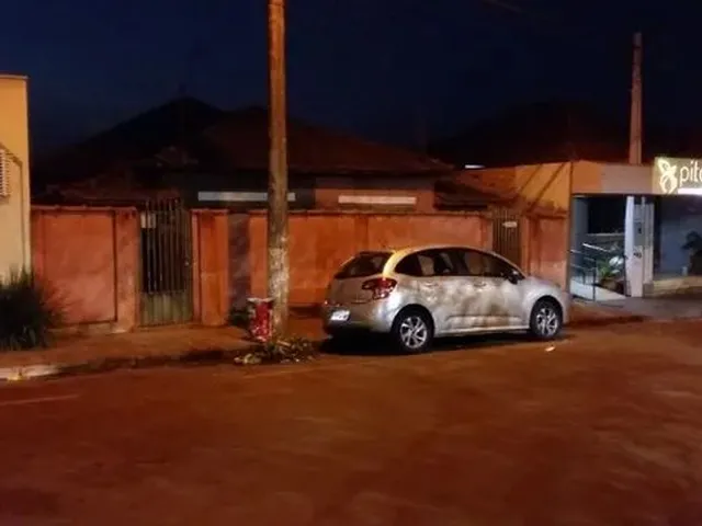 Imagem: Alugo Casa no Centro de Pitangueiras