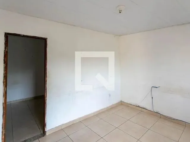 Imagem: Casa para Aluguel - Tupi B, 2 Quartos, 360