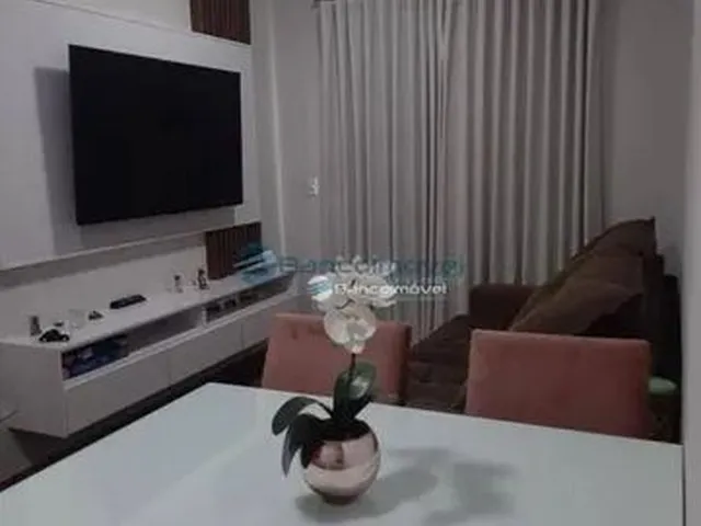 Imagem: O apartamento possui 2 Dormitórios, 1 Banheiro, 2 Vagas na
