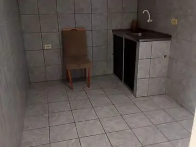 Imagem 5: Uma Casa para Alugar Primeiro Andar