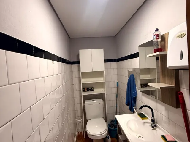 Imagem 8: Sala no Centro de Joinville - térrea, totalmente mobiliada, venda e locação