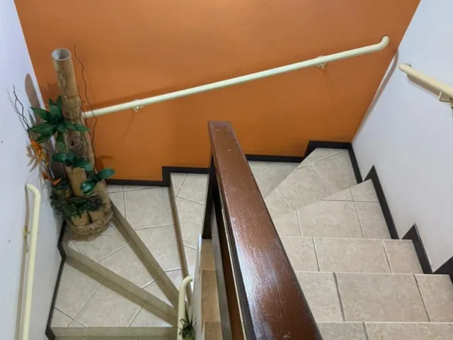Imagem 4: Geminado de esquina no Guanabara em localização ótima, perto de tudo e com terreno