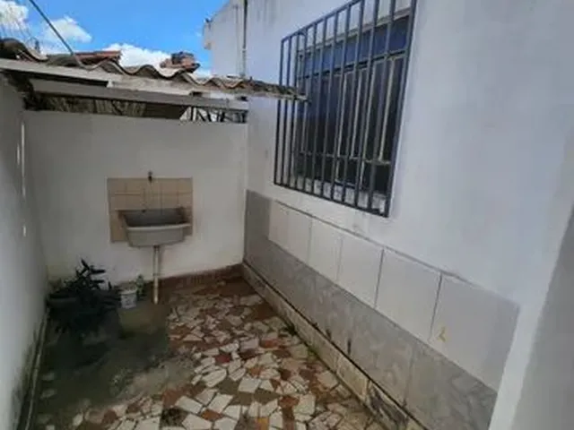 Imagem: Barracão com 2 Quartos C/ Vaga para Moto
